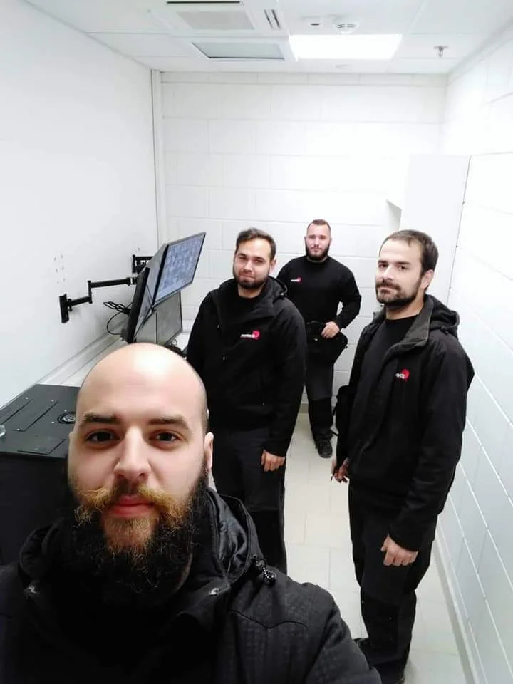 Technici — montážne práce